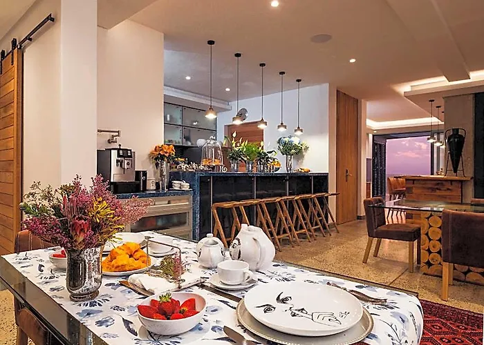 Boutique Ocean Views