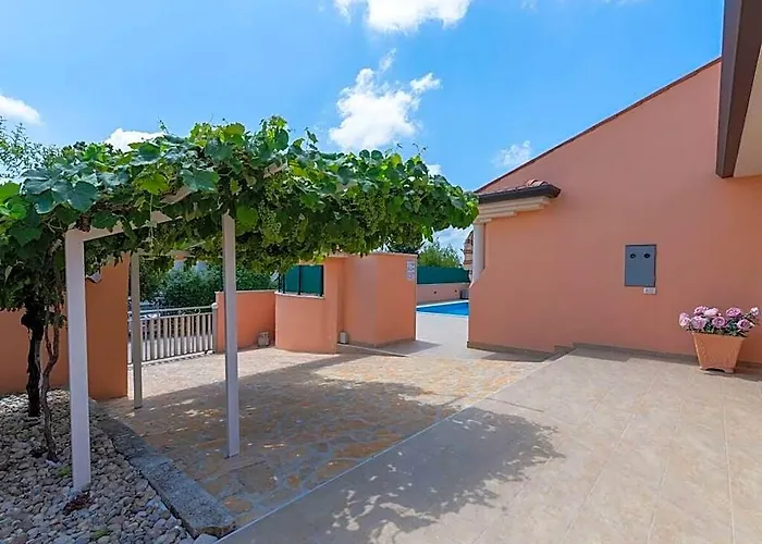 Bellavista Comfortable Holiday Residence