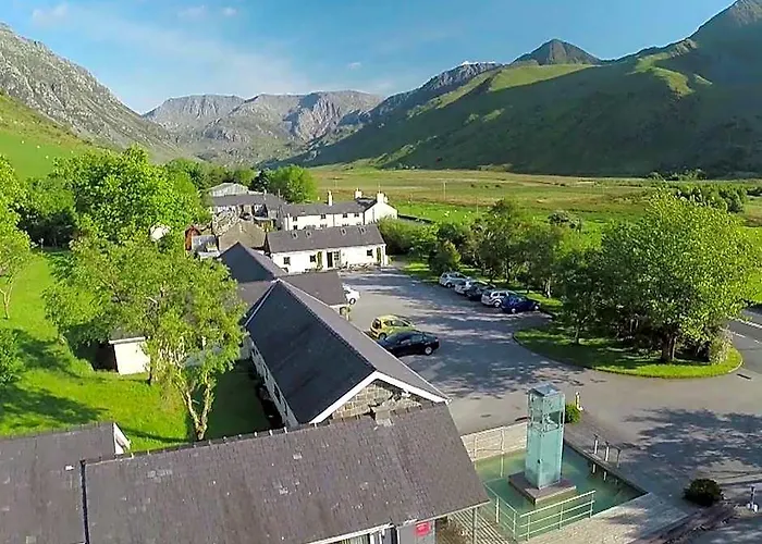 Snowdonia Mountain Lodge