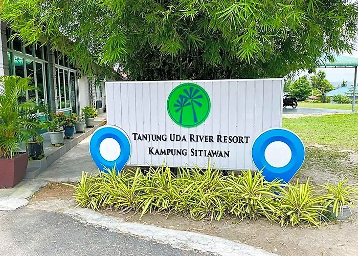 Tanjung Uda River Resort