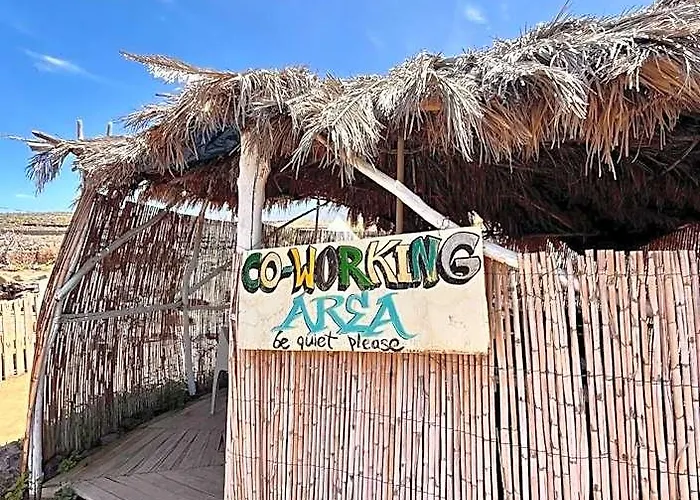 Adeje - Twinfin Hostel & Surf Yoga Camp