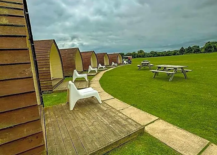 Rodway Hill Golf & Eco Pod Hotel