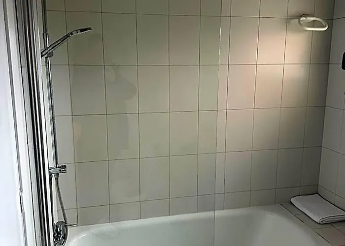 Hotel Vanity