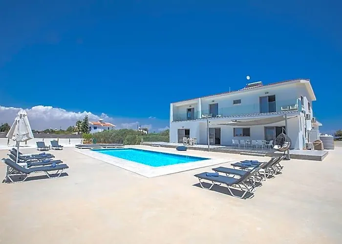 Villa Sienna, Fabulous 6Bdr Protaras Villa