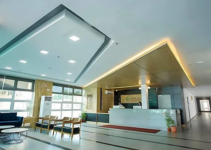 Hotel Adya Express Chenang