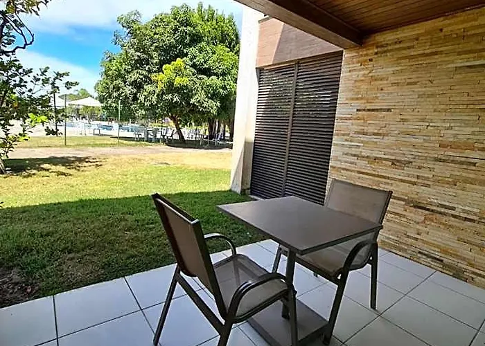 ILOA Condomínio Resort BARRA DE SÃO MIGUEL, Quarto em frente a piscina