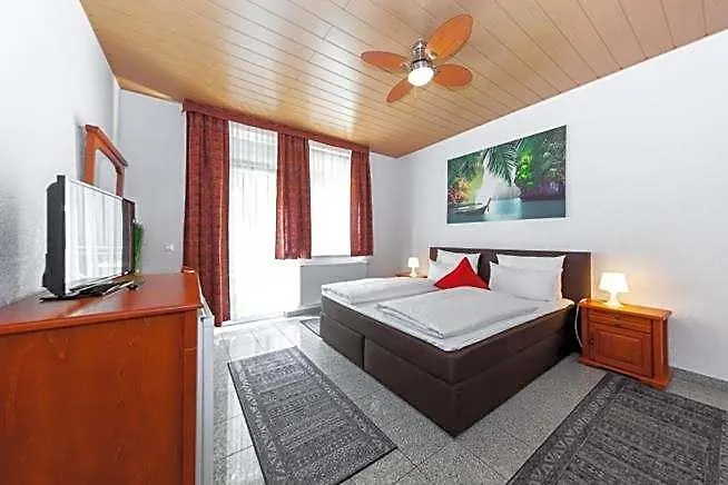 Hotel Avalon