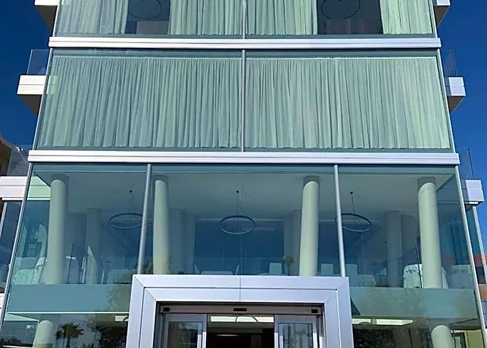 Hotel Commodore Cervia