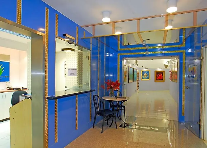 Aparthotel Curasol