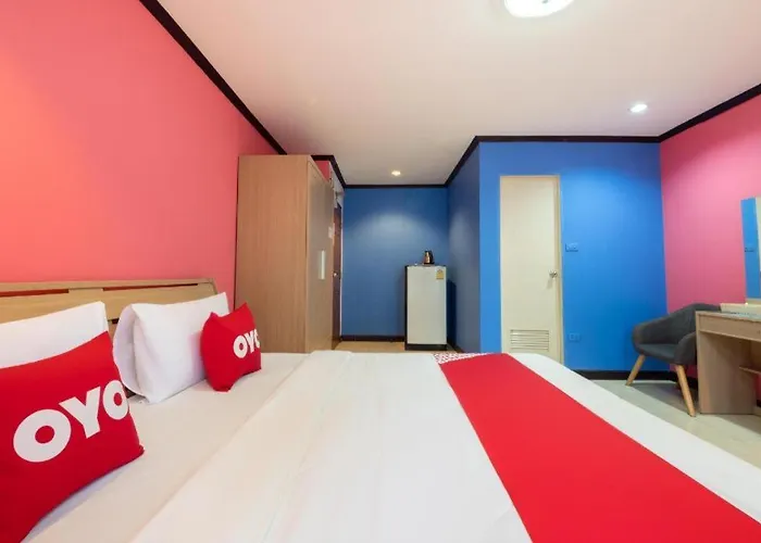 OYO 75327 Diyana Residence