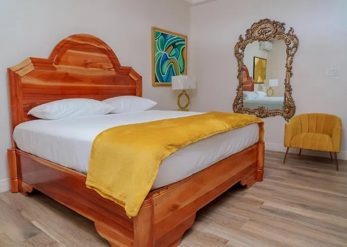 Royale Jazz Hotel