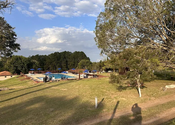 Pousada Harmonia Sarapuí - com piscina aquecida e pensão completa!