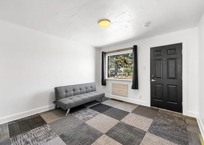 Copper Hill Suites