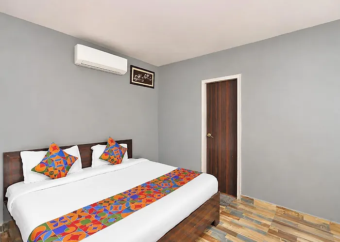 FabHotel Pillow&Pesto