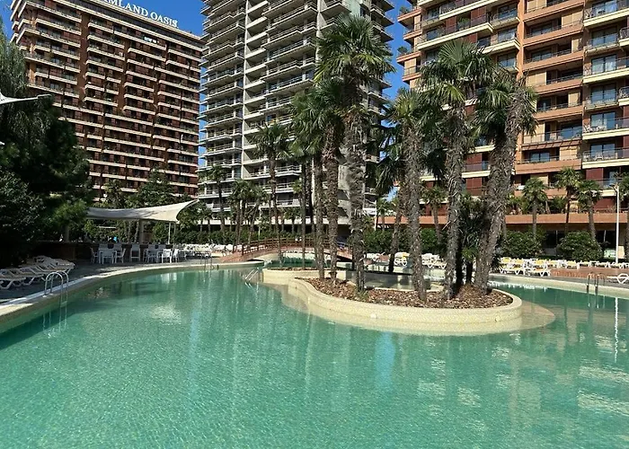 Dreamland Oasis # 409