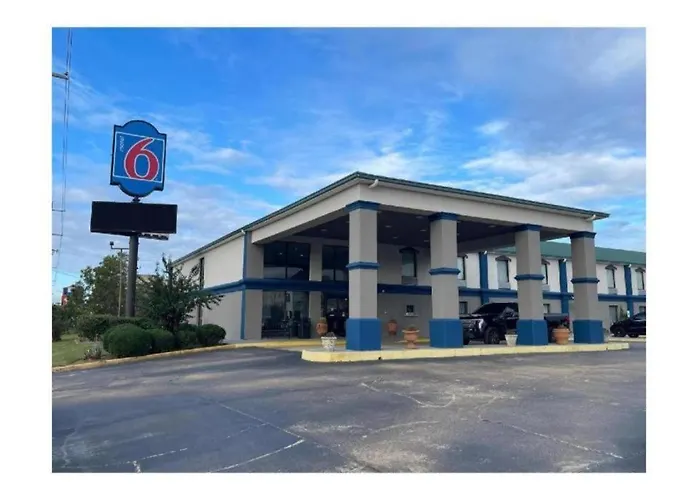 Motel 6 Canton, Ms