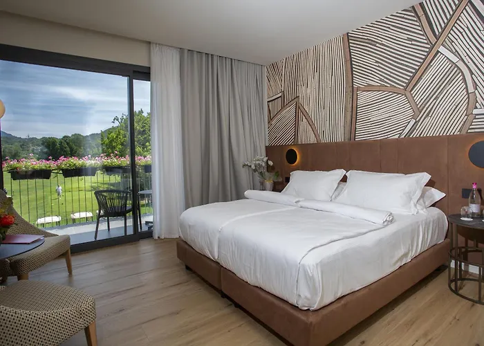 Continental Golf Resort