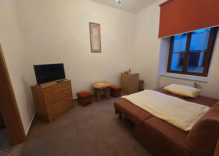 Hotel T-X