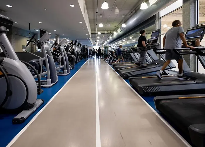 Hotel Burnaby