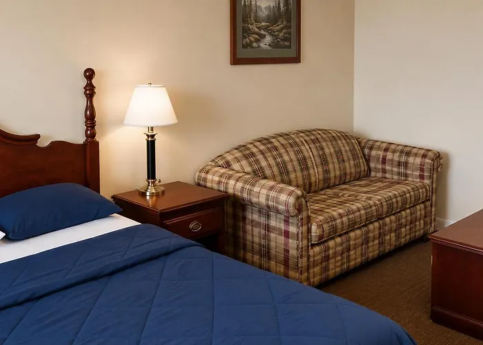 Tumbleweed Inn & Suites