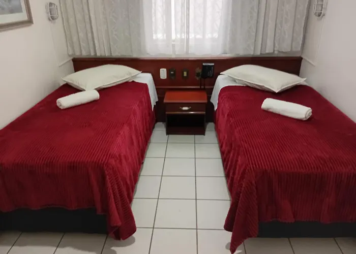 Eduardos Hotel