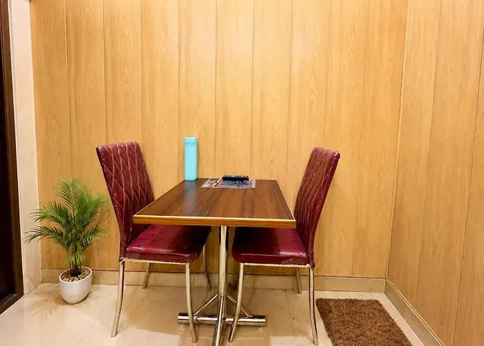 Hotel Varanasi Dv - Near Shree Kashi Vishwanath Temple