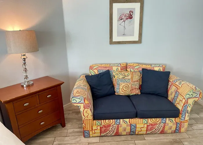 Beachgate Condo Suites And Hotel 517A517B Condo