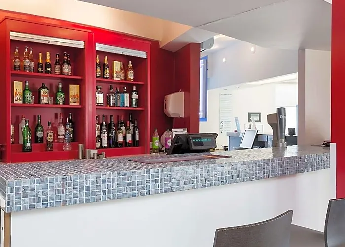 Travelodge Dundee Strathmore Avenue