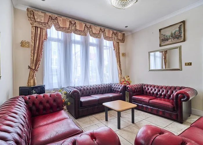 Cranbrook Hotel