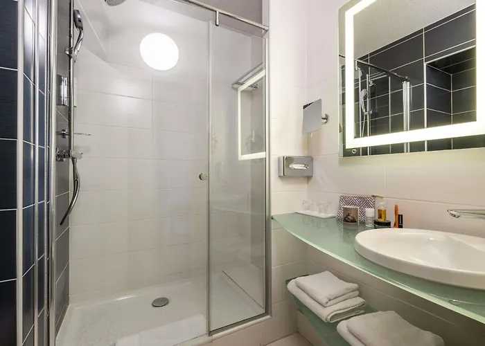 Ibis Styles Lyon Gorge De Loup Saphir