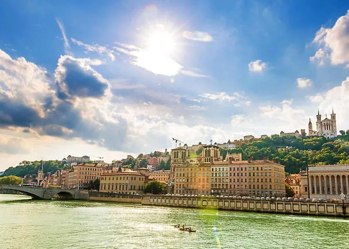 Ibis Styles Lyon Gorge De Loup Saphir