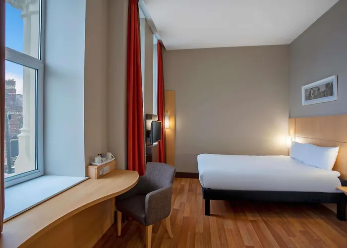Ibis Belfast Queens Quarter
