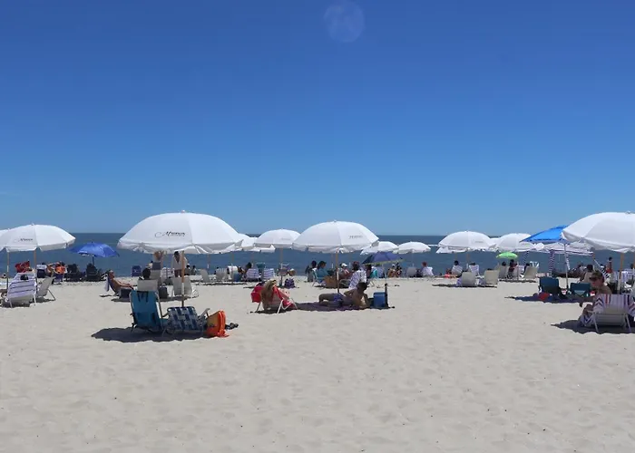 Montreal Beach Resort