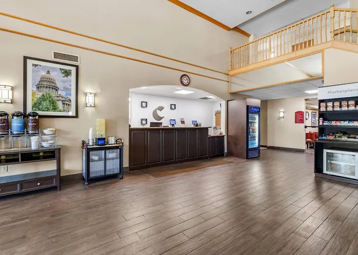 Comfort Suites Airport