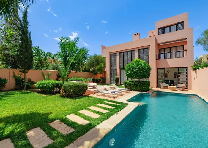 Al Maaden Villa Hotel & Spa