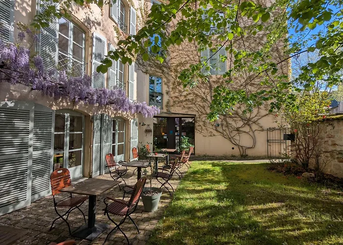 Hotel Le Quatorze