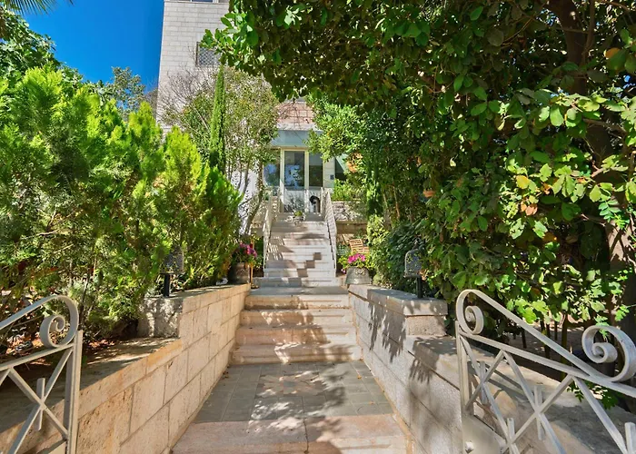 Lavender Boutique Hotel