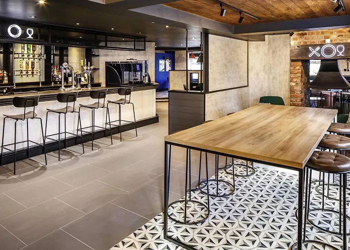 Ibis Wakefield East-Castleford, M62 J31