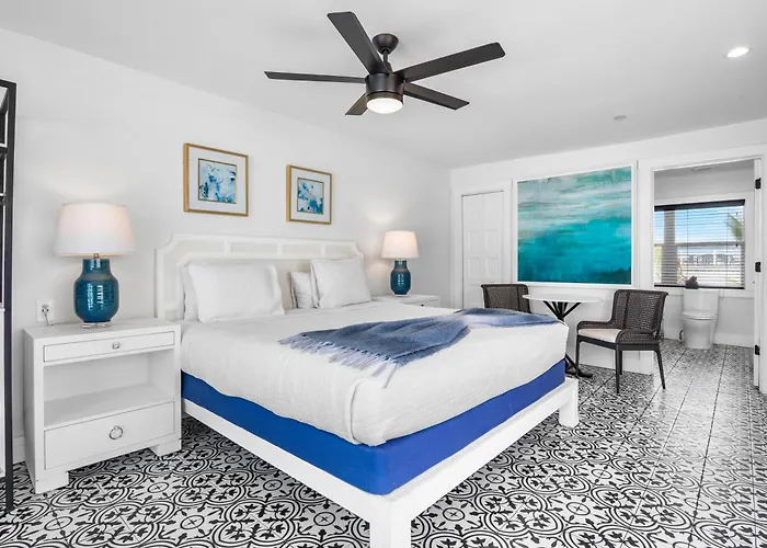 Seaside At Anna Maria Island Inn