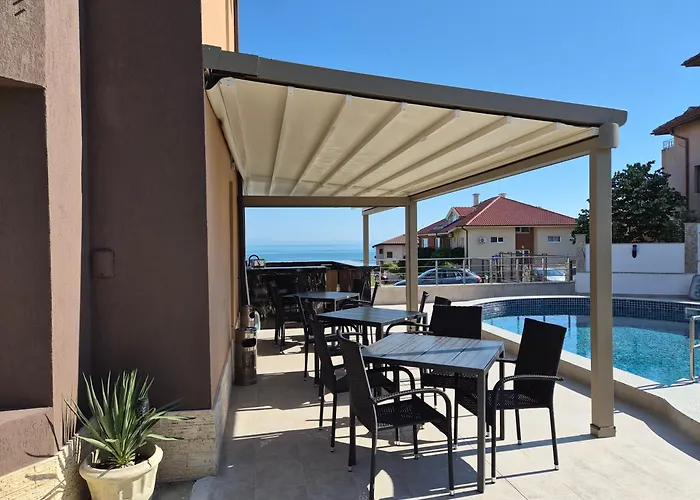 Hotel Perla Beach