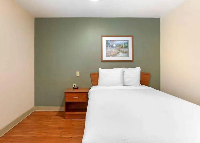 Extended Stay America Select Suites - Indianapolis - Greenwood