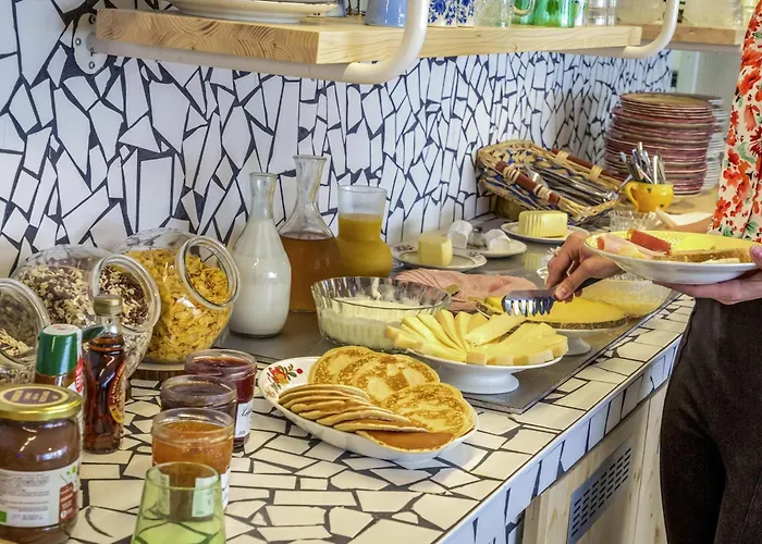 greet hotel Salon de Provence