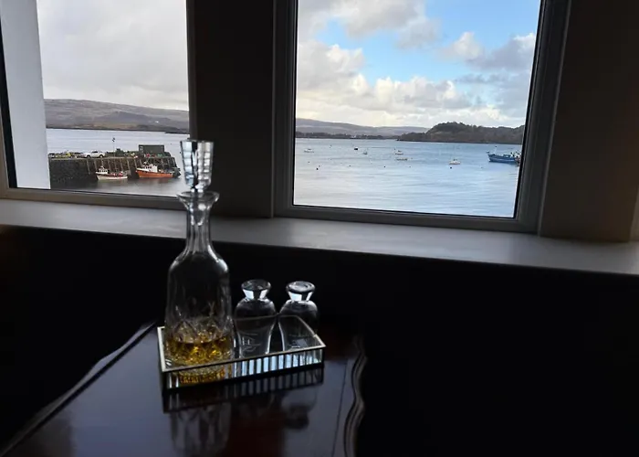 Macdonald Arms Hotel