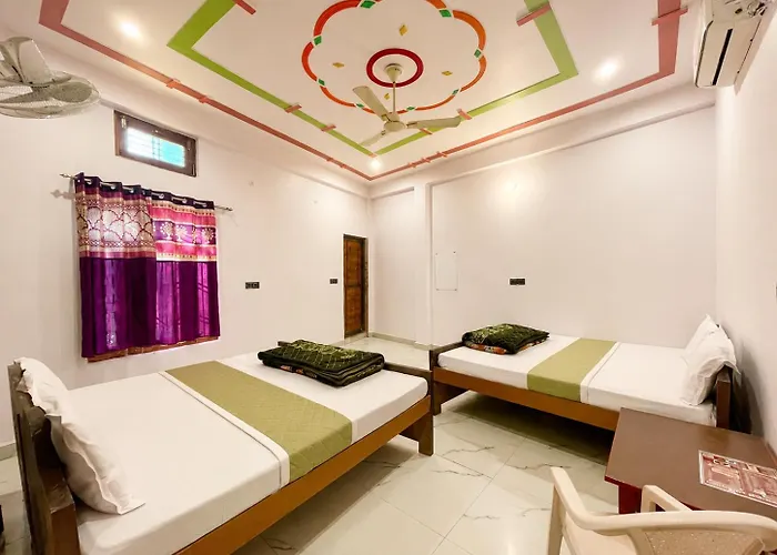 Hotel Ram Janm Bhoomi Ayodhya Urmila Palace Inn