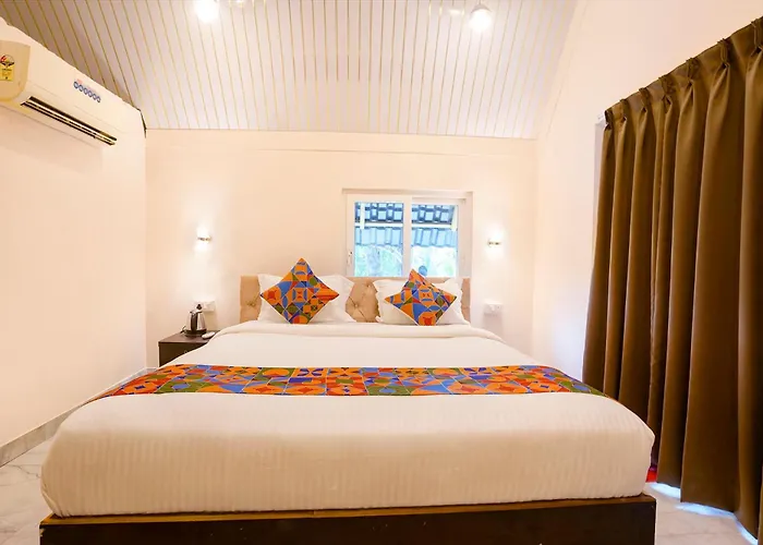 Fabhotel Hill View Cottages - Nr Club Cubana