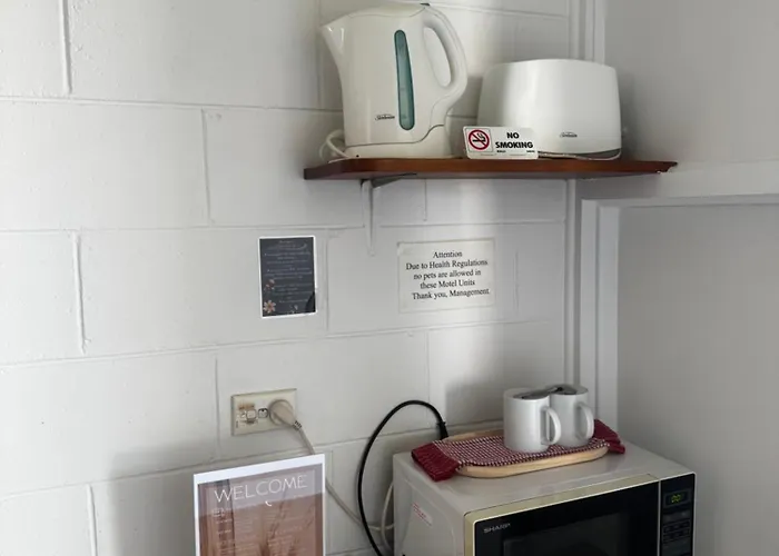 Yuleba Hotel Motel
