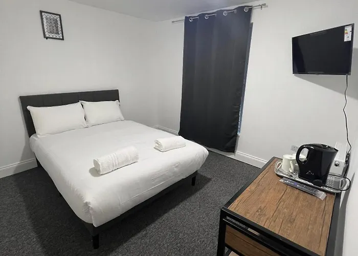 Kent Square Hotel