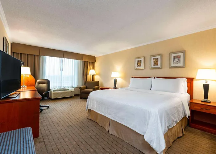 Allure Hotel & Conference Center