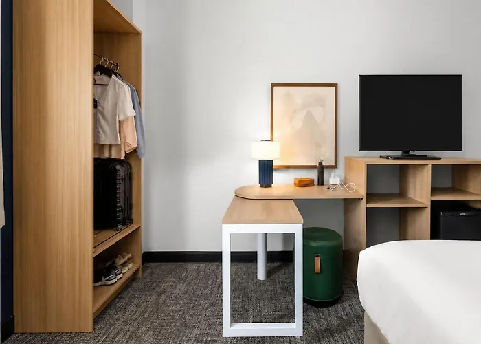 Spark By Hilton Brentwood Nashville I 65S