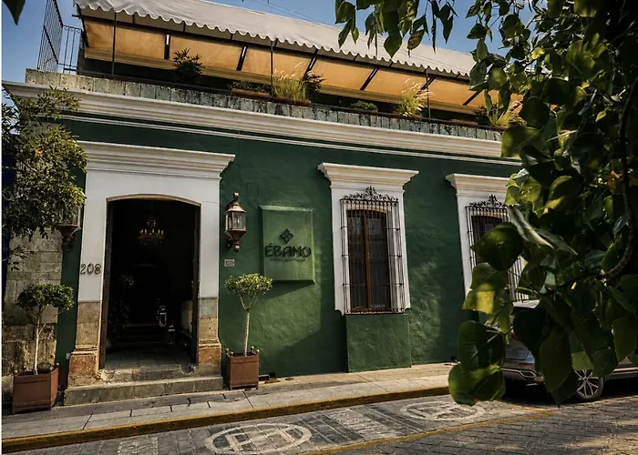 Ébano by PB - Palacio Borghese Oaxaca